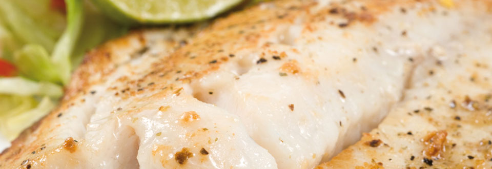 pangasius-mit-gegrilltem-gemuese-aus-dem-ofen